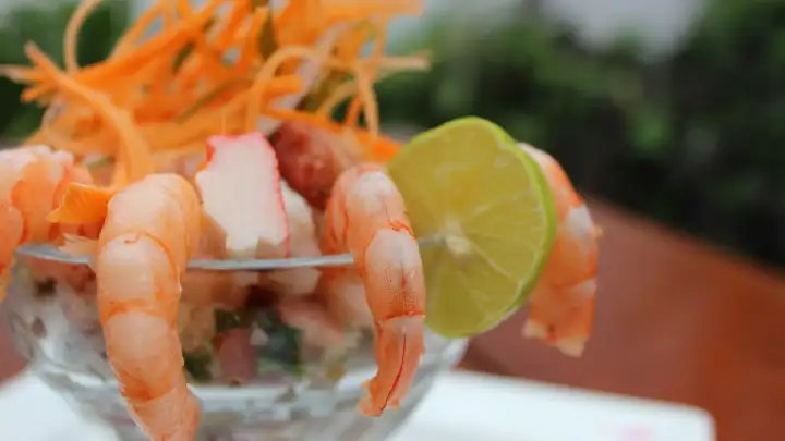 Discover the perfect Ceviche servings effortlessly. Calculate just the right amount for a refreshing and delightful feast!